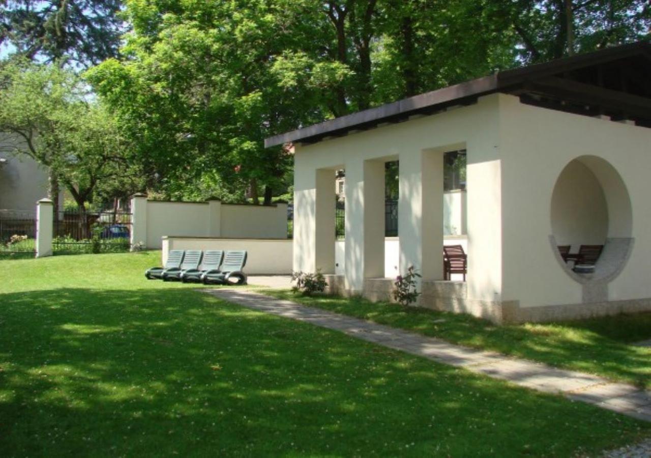 Hotel Jasny Dwor Polanica-Zdrój Esterno foto