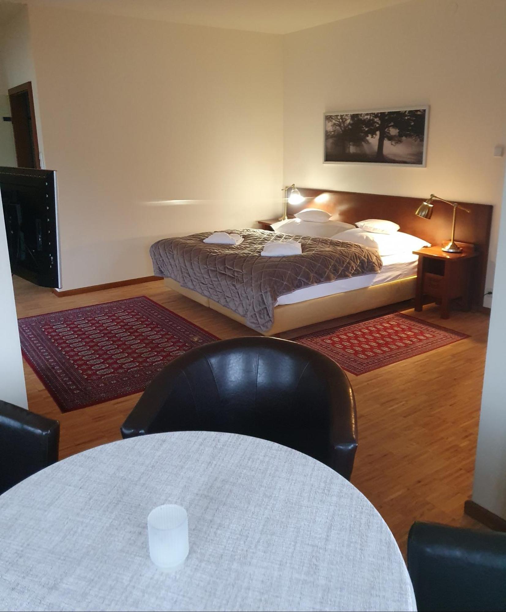 Hotel Jasny Dwor Polanica-Zdrój Esterno foto
