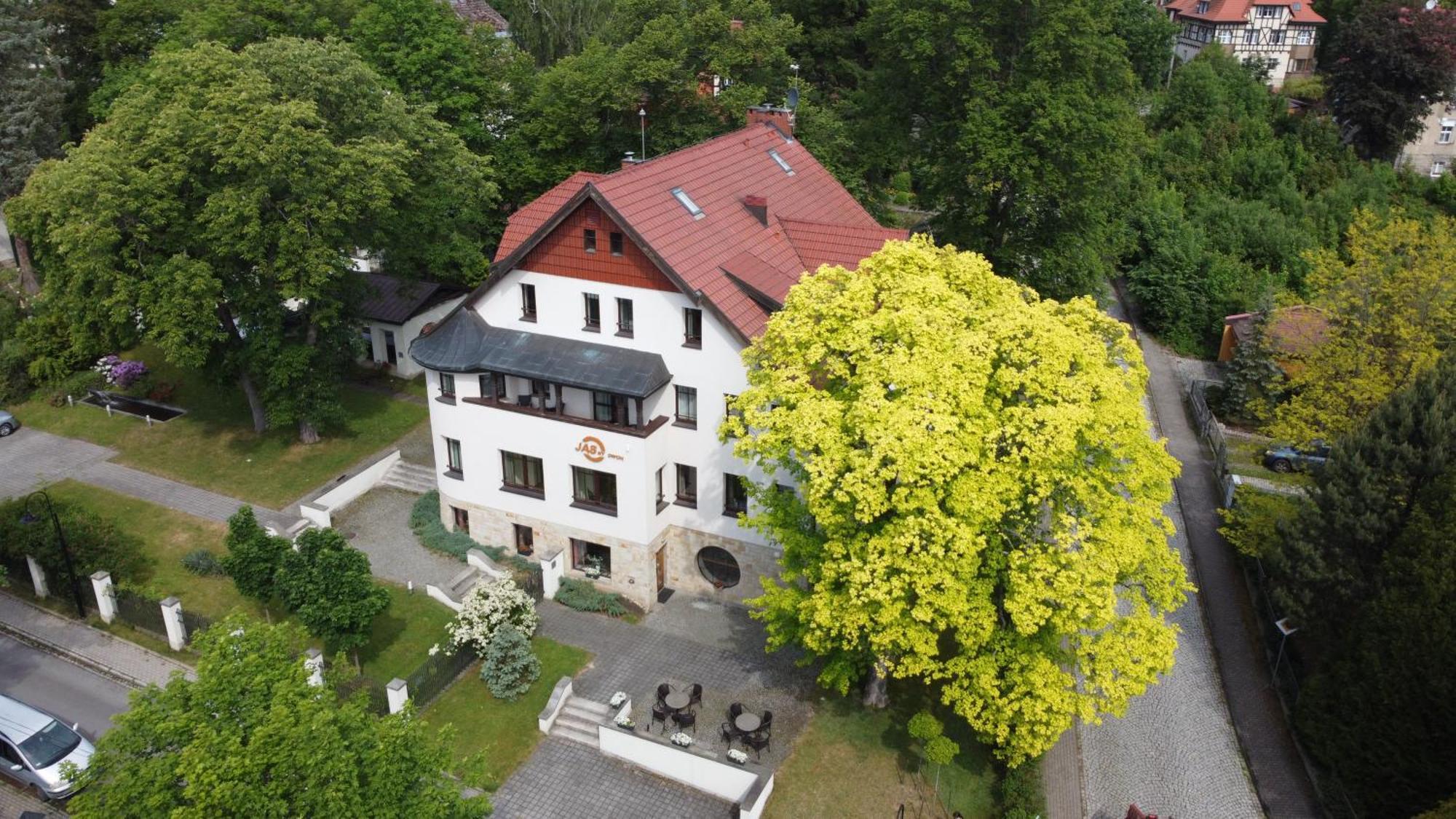 Hotel Jasny Dwor Polanica-Zdrój Esterno foto