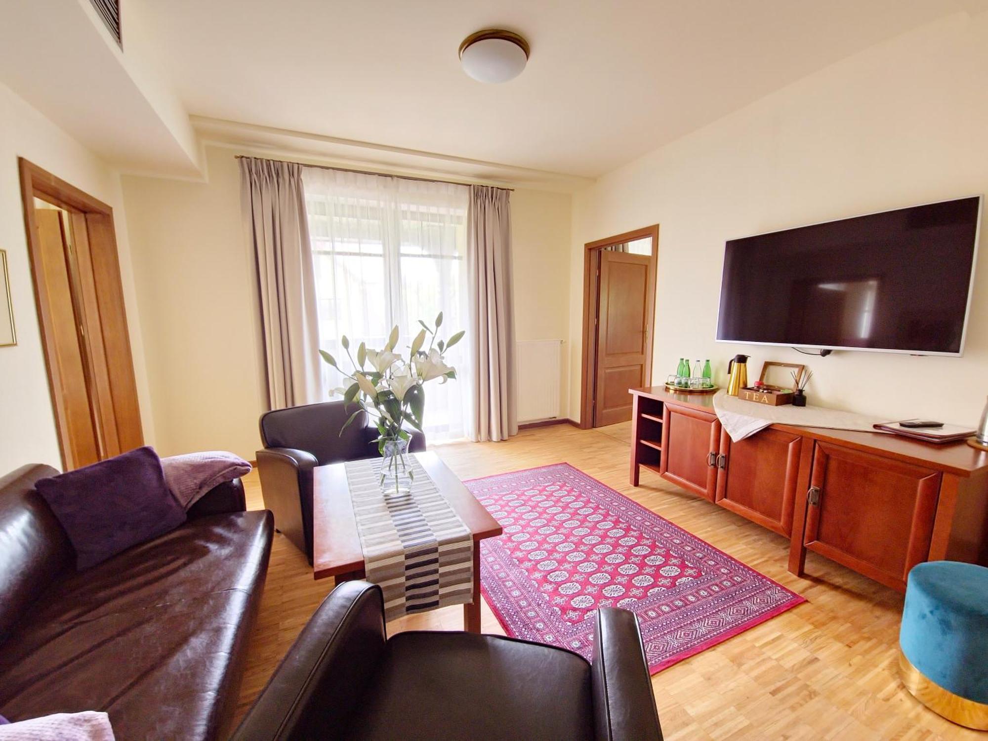 Hotel Jasny Dwor Polanica-Zdrój Esterno foto