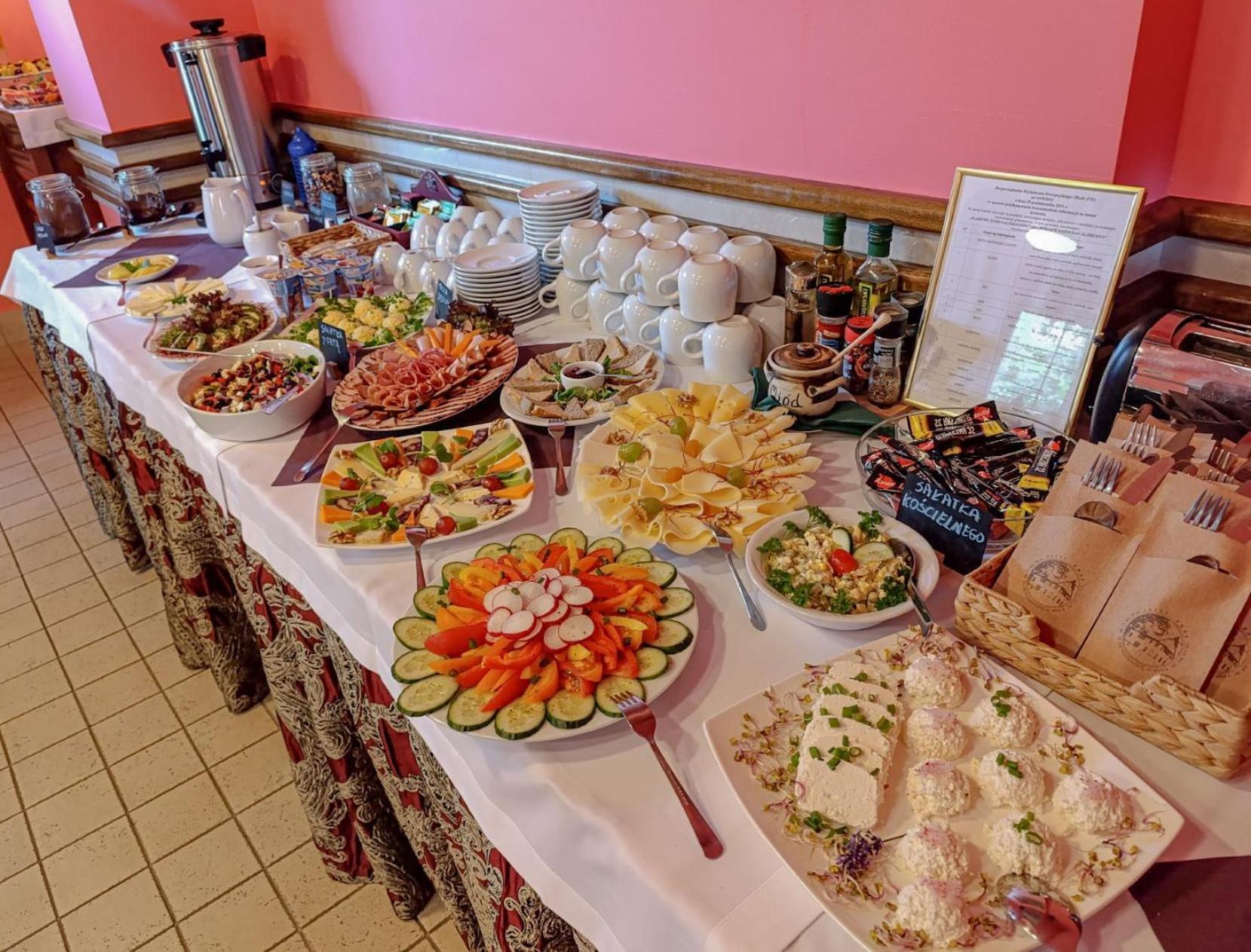 Hotel Jasny Dwor Polanica-Zdrój Esterno foto